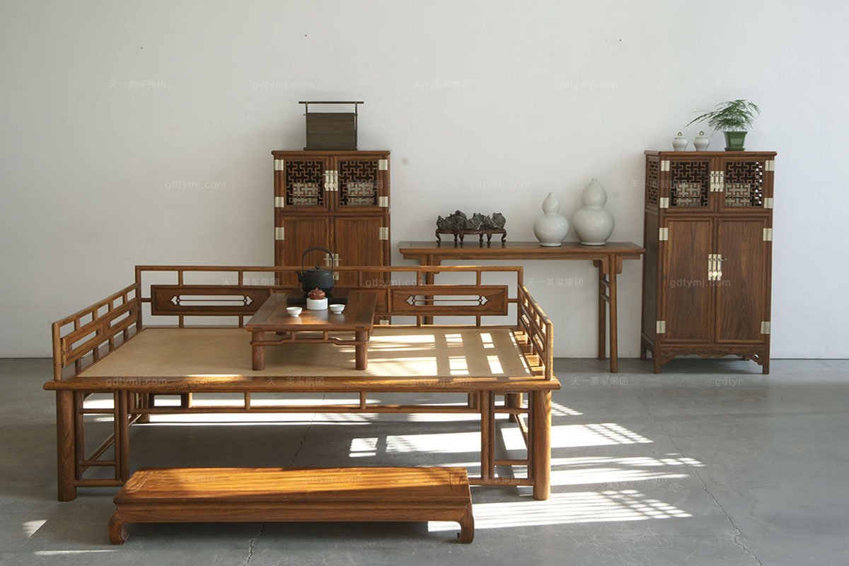 高端木質(zhì)家具紅木羅漢床