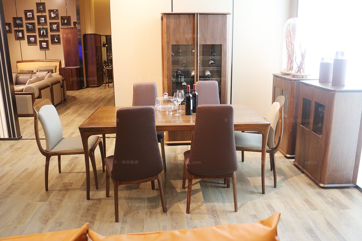 高端家具品牌現代酒柜