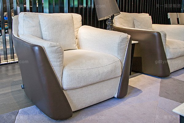 意大利極簡奢高端真皮+布藝客廳家具組合單人位沙發