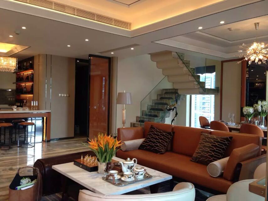 深圳城市壹方中心復式樣板房-現代真皮沙發