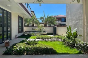 海南萬寧太陽河君瀾-意式現代簡約別墅樣板間家具項目完工擺場實拍!